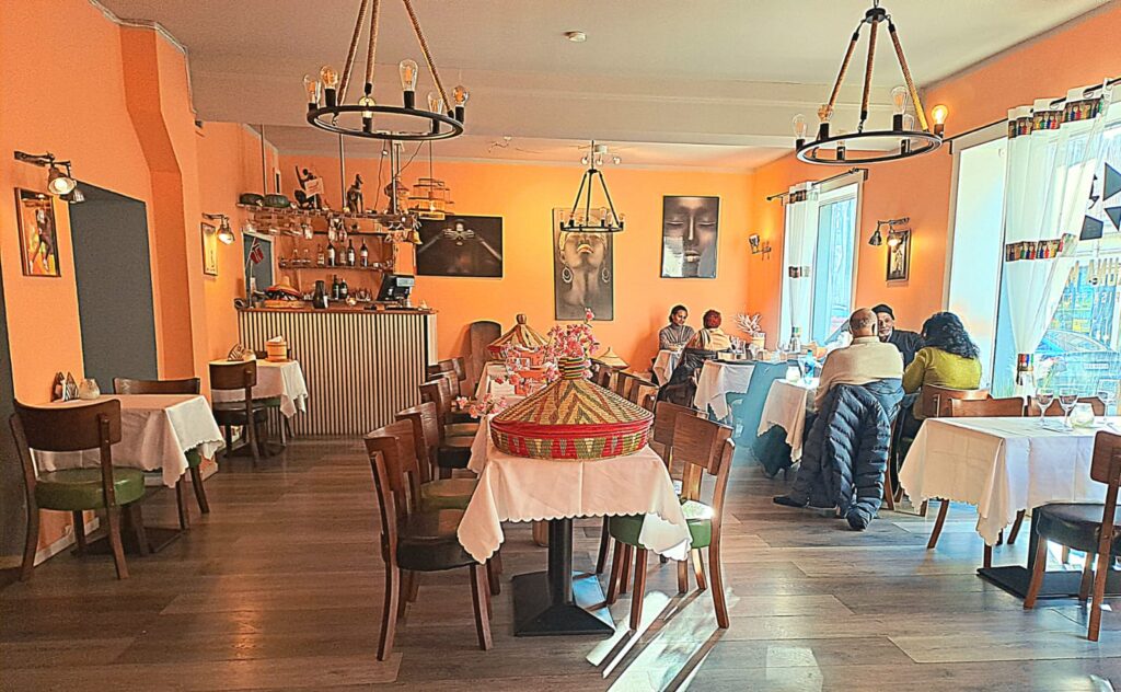 Hakuna Matata ( Lailbela ) Ethiopian Resturant - Ethiopian restaurant